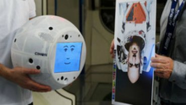 На космическую станцию отправят робота с искусственным интеллектом