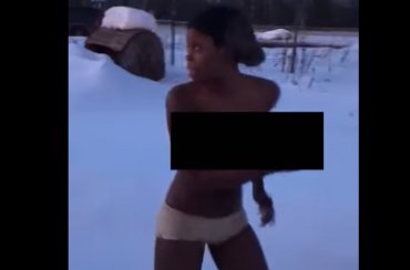 Голых проституток выгнали на мороз в Подмосковье