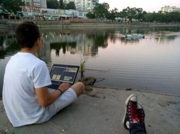 Украинский студент придумал робота для очистки рек