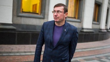 Олещук: Луценко делает двусмысленные заявления, чтобы в любой момент переиграть ситуацию