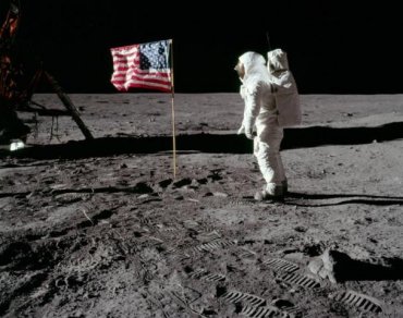 Американцы взяли Луну под свою юрисдикцию