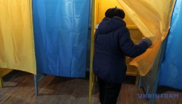 Почти 40 тысяч украинцев изменили место голосования на выборах – ЦИК