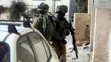 Палестинцы напали на израильских военных