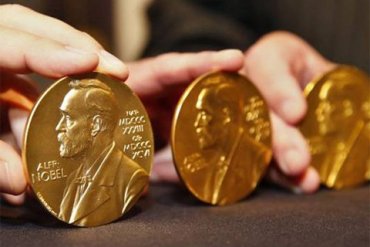 В этом году вручат две Нобелевские премии по литературе