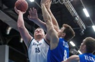 «Днепр» в третий раз подряд выиграл Кубок Украины по баскетболу