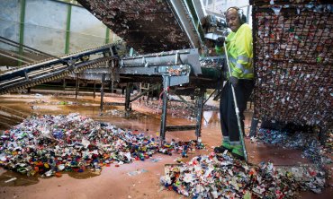 ООН: 170 стран обязались сократить объем пластика к 2030 году