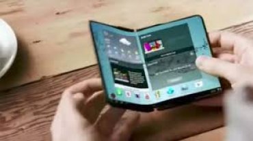 Складной Samsung впервые показан в Сети