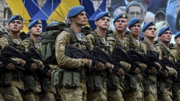 Украинская армия не отличается от армий стран НАТО, – Наев
