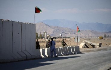 Талибы штурмовали КПП в Афганистане и убили более 20-ти полицейских