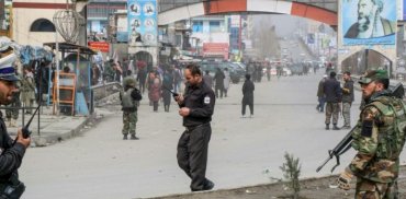 В результате атаки боевиков в Кабуле погибли 32 человека