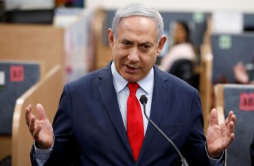 Суд над премьером Израиля отменили из-за коронавируса