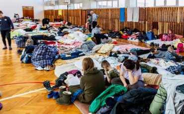 Государство выплатит каждому переселенцу 2 000 гривен ежемесячной помощи, Шмыгаль