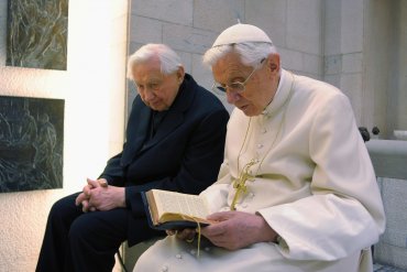 Сегодня Бенедикт XVI отмечает 86 летие