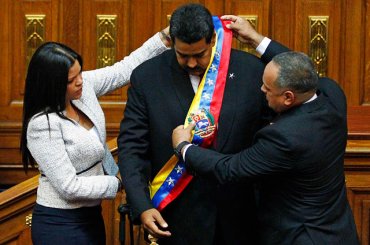 Мадуро принес присягу президента Венесуэлы