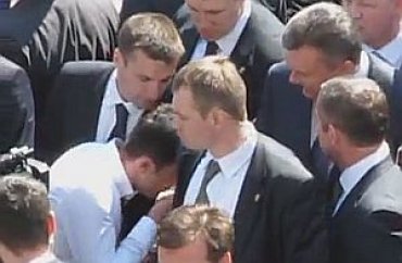 Януковичу в Виннице целовали руки