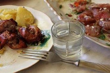 В Украине подорожали мясо и водка