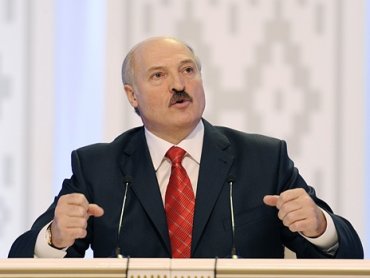 Президент Беларуси: «Мы руками-ногами «за» газопровод в обход Украины»