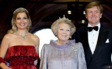В Нидерландах впервые за 120 лет на королевский трон вступает мужчина