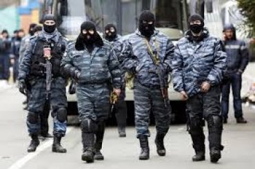 Почему Майдан забрасывали российскими гранатами, если были свои