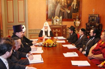 Межрелигиозный совет России увидел в Украине «угрозу нормальному функционированию монастырей, храмов, мечетей и синагог»