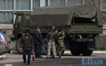 Боевики, захватывавшие в Славянске горотдел милиции, накануне укрывались в местном православном центре