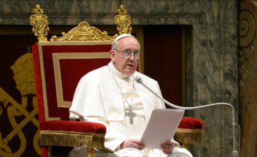 Папа Франциск на Пасху помолился за мир на Украине