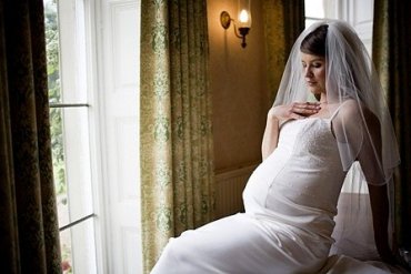 Лучшие свадебные платья для беременных