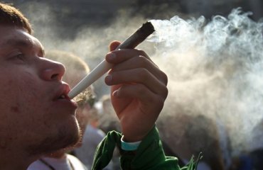 Израильские раввины объявили марихуану кошерной