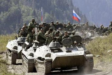 Россия собирает на Донбассе ударную группировку, – генсек НАТО