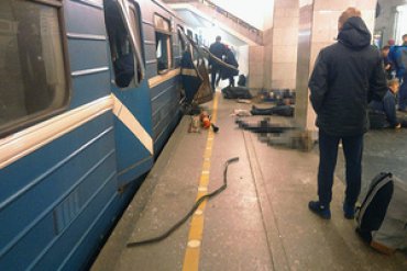 Теракт в метро Петербурга совершил смертник из Средней Азии