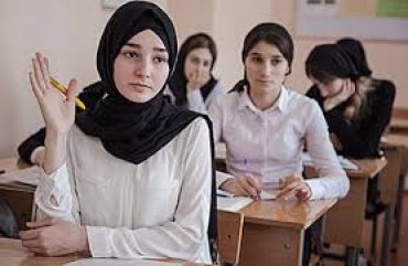 В РПЦ раскритиковали закон, разрешающий носить хиджабы в школах Чечни