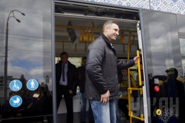 В Киеве собирают подписи за отставку Кличко