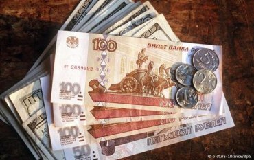 В России ожидают падения курса рубля