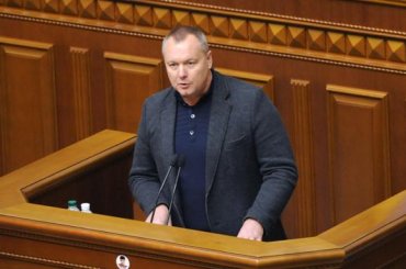Депутата Рады впервые лишили украинского гражданства