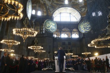Поступок Эрдогана возмутил христиан