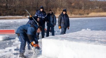 В Арктике российские ученые строят острова из льда скоростным способом