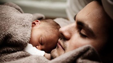 В Финляндии впервые мужчина родил ребенка