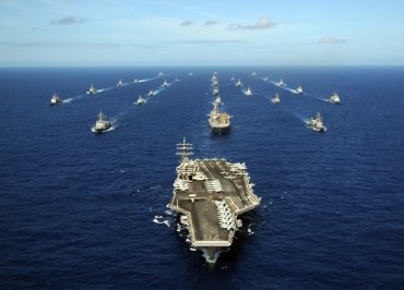 Ударная группа ВМС США отправляется к Сирии