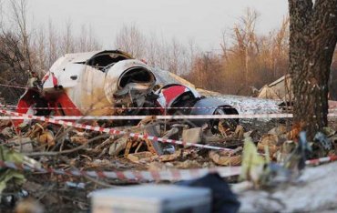 Самолет Качиньского уничтожили два взрыва