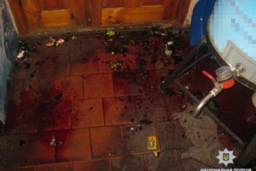 В Харьковской области покупатель бутылкой убил продавщицу в магазине