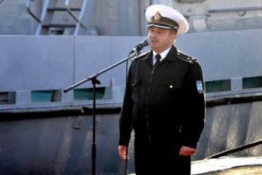 Начштаба ВМС Украины отстранили от должности из-за российского гражданства жены