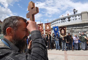 Порошенко не против посещения украинцами храмов Московского патриархата