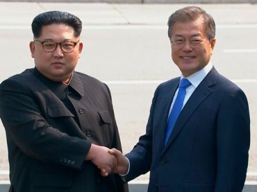 Лидеры двух Корей встретились на переговорах