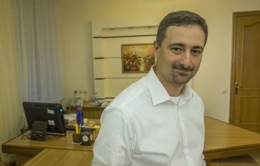 Гендиректор Укрпочты в месяц получает 748 тыс. грн