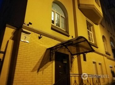 В центре Киева в жилом доме произошла стрельба, погиб мужчина