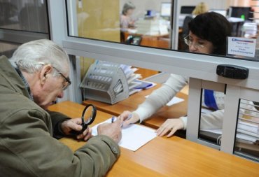 Пенсионная реформа еще проявит себя: украинцев «нокаутировали» безумными цифрами, отдавать последнее