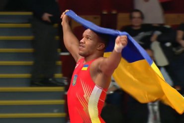Украинец Беленюк стал чемпионом Европы по борьбе
