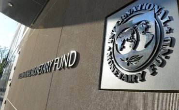 Правительства 103 стран мира обратились к МВФ за помощью