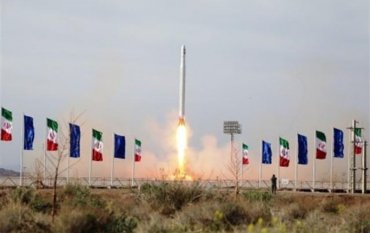 Иран запустил в космос первый военный спутник