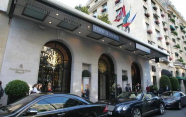 В Париже ограбили самый лучший в мире отель